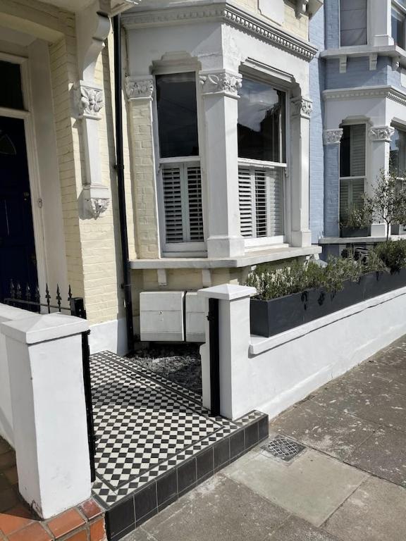 Beautiful Ground Floor Garden Flat Διαμέρισμα Λονδίνο Εξωτερικό φωτογραφία
